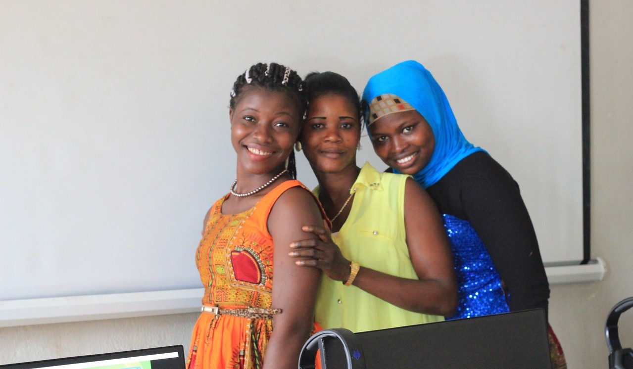 (c) Develop Africa. Girls at a mentoring session organized by Develop Africa in Sierra Leone.